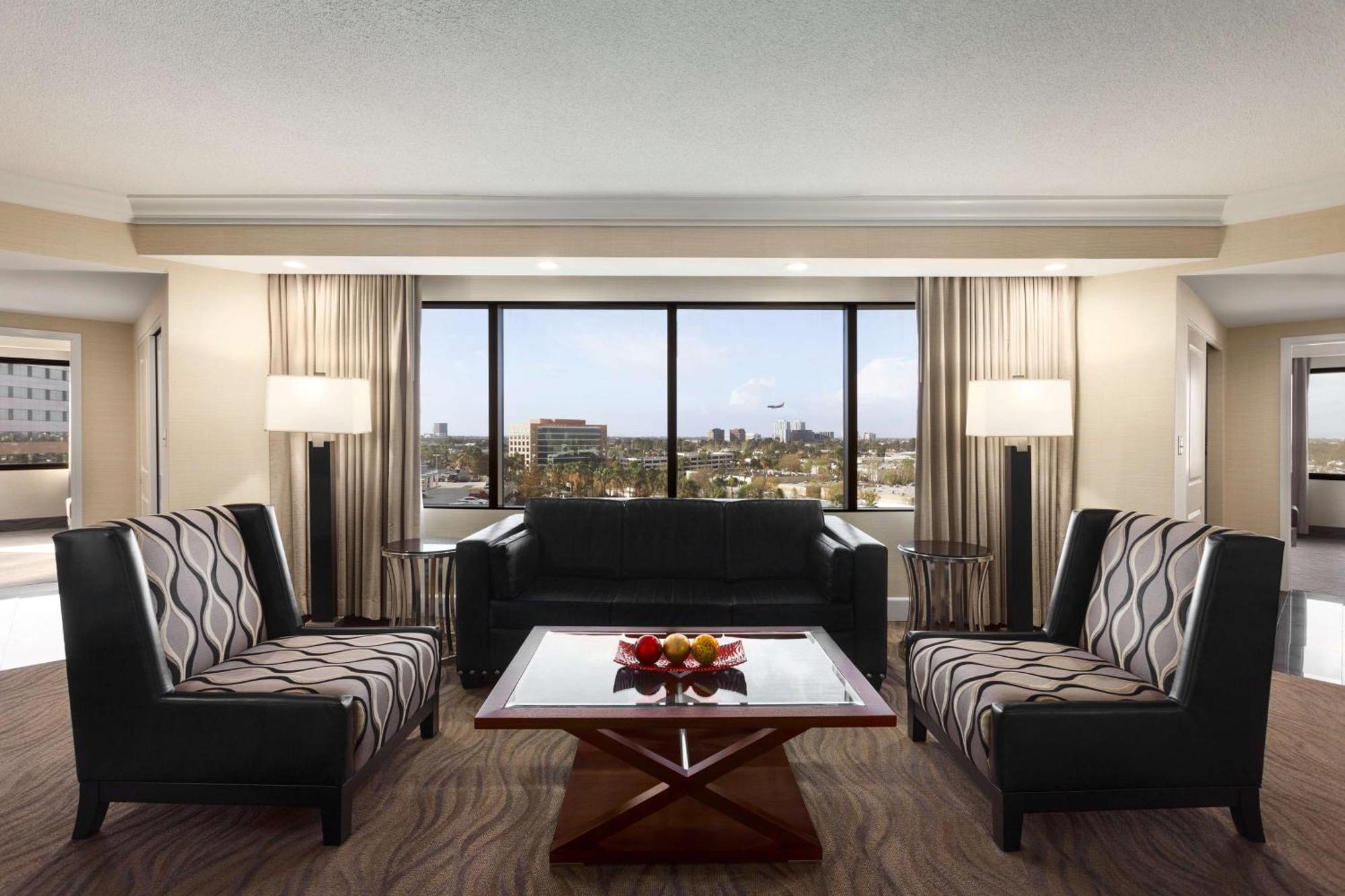 เอมบาสซี สวีท เออร์วิน ออเรนจ์ เคาน์ตี้ แอร์พอร์ต Hotel เออร์ไวน์ ภายนอก รูปภาพ